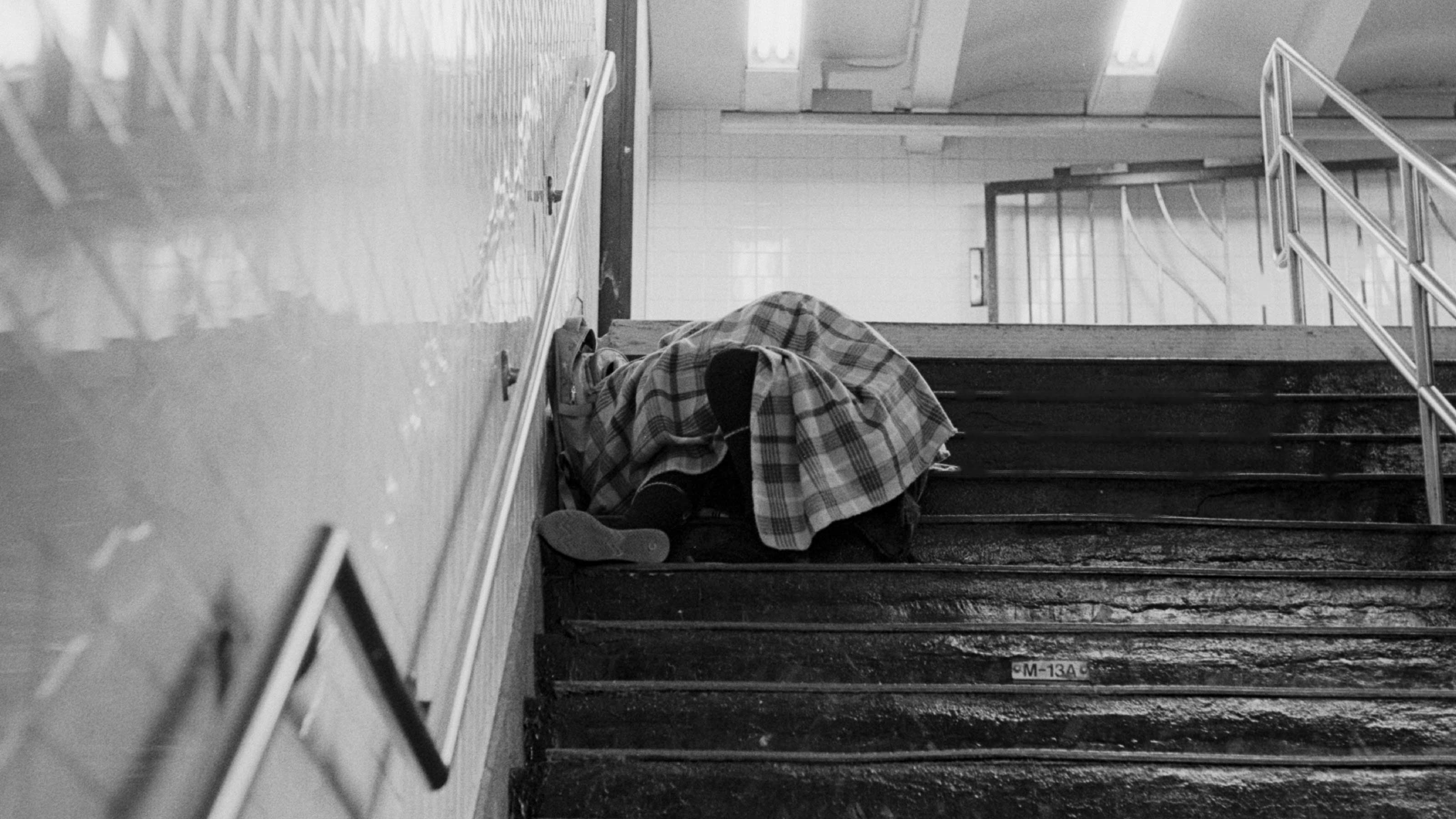 helping homeless people